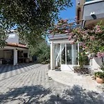 Apartment Vele Loft Ein-schlafzimmer-apartment Mit Meerblick By Interhome *